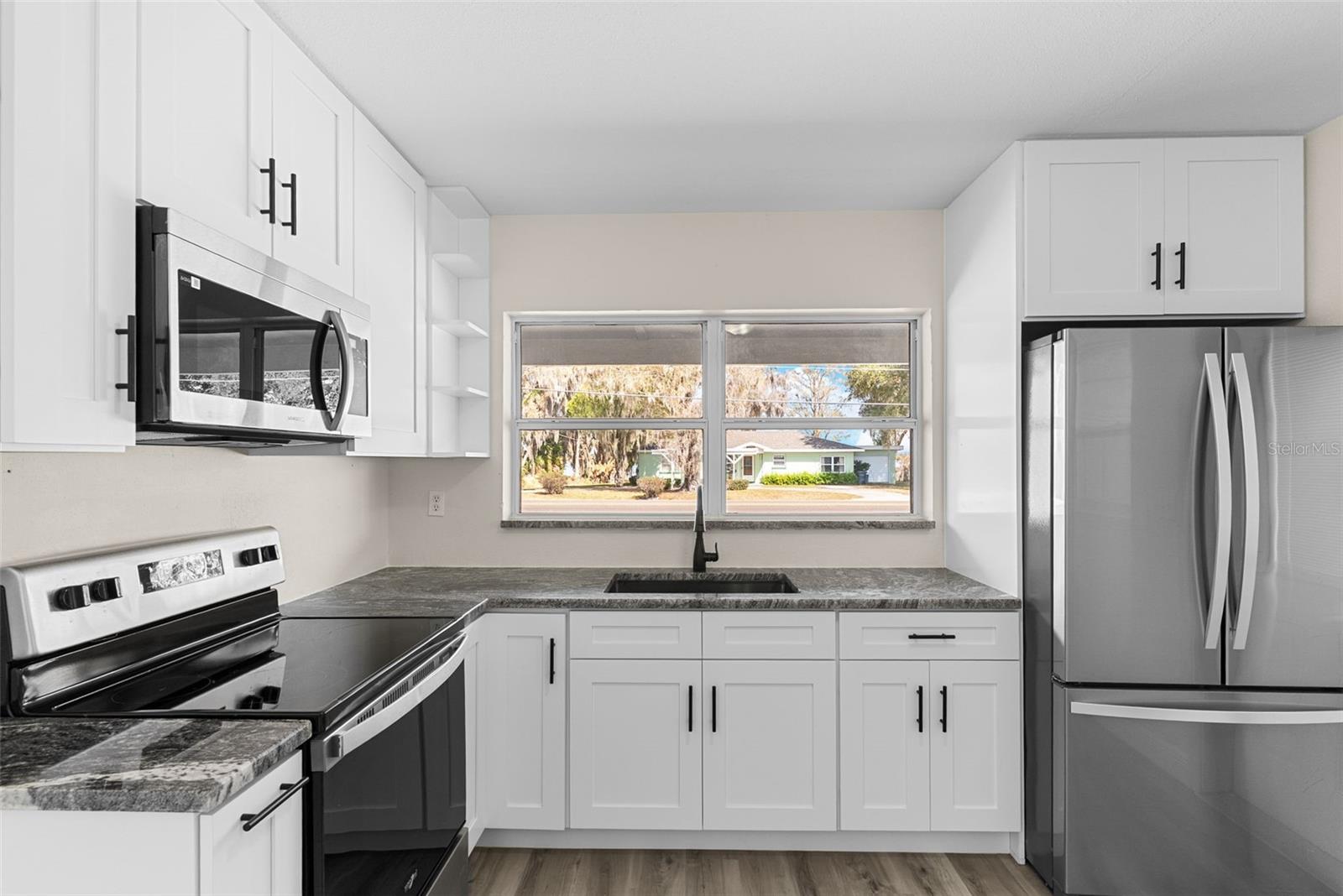 Image 10 of 34 For 1568 Lake Shipp Drive