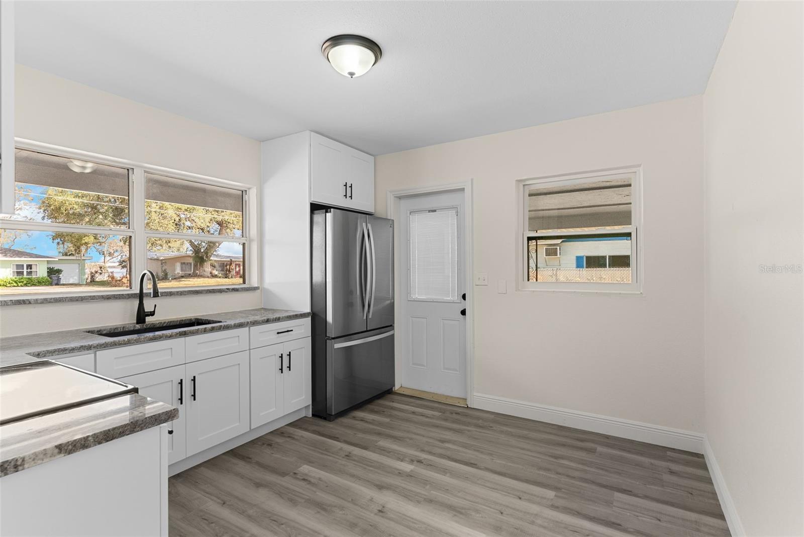 Image 11 of 34 For 1568 Lake Shipp Drive