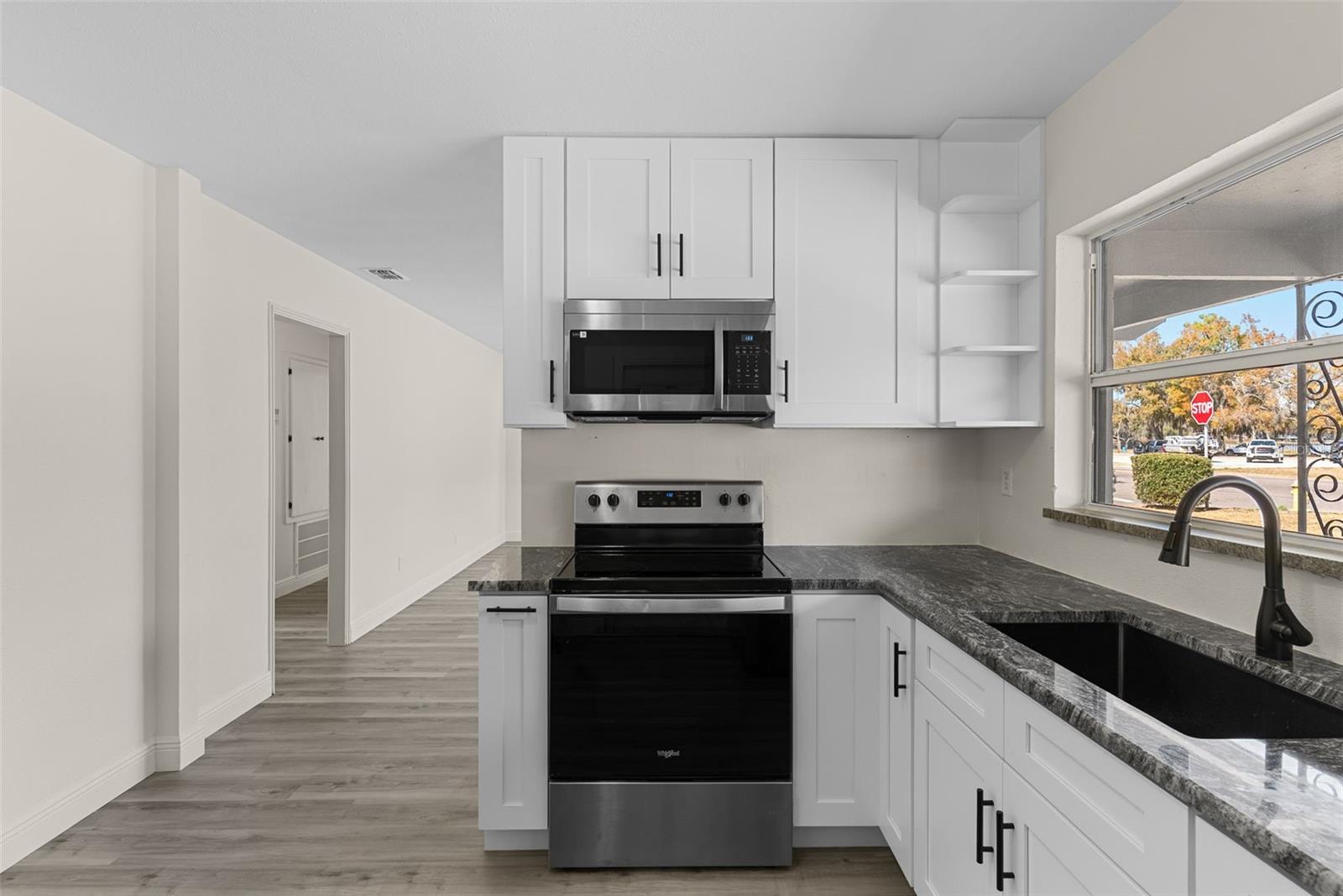 Image 12 of 34 For 1568 Lake Shipp Drive