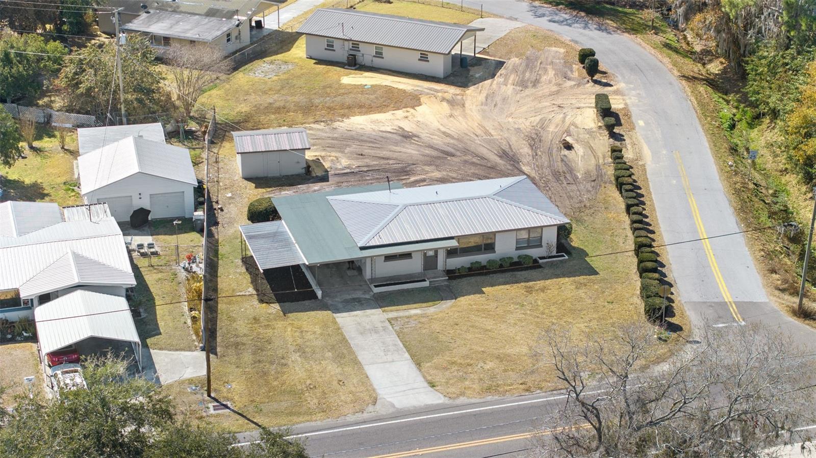 Image 25 of 34 For 1568 Lake Shipp Drive