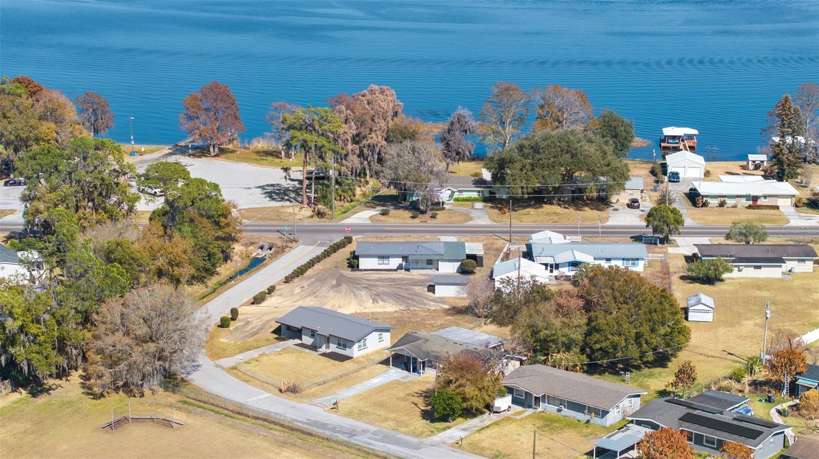 Image 32 of 34 For 1568 Lake Shipp Drive