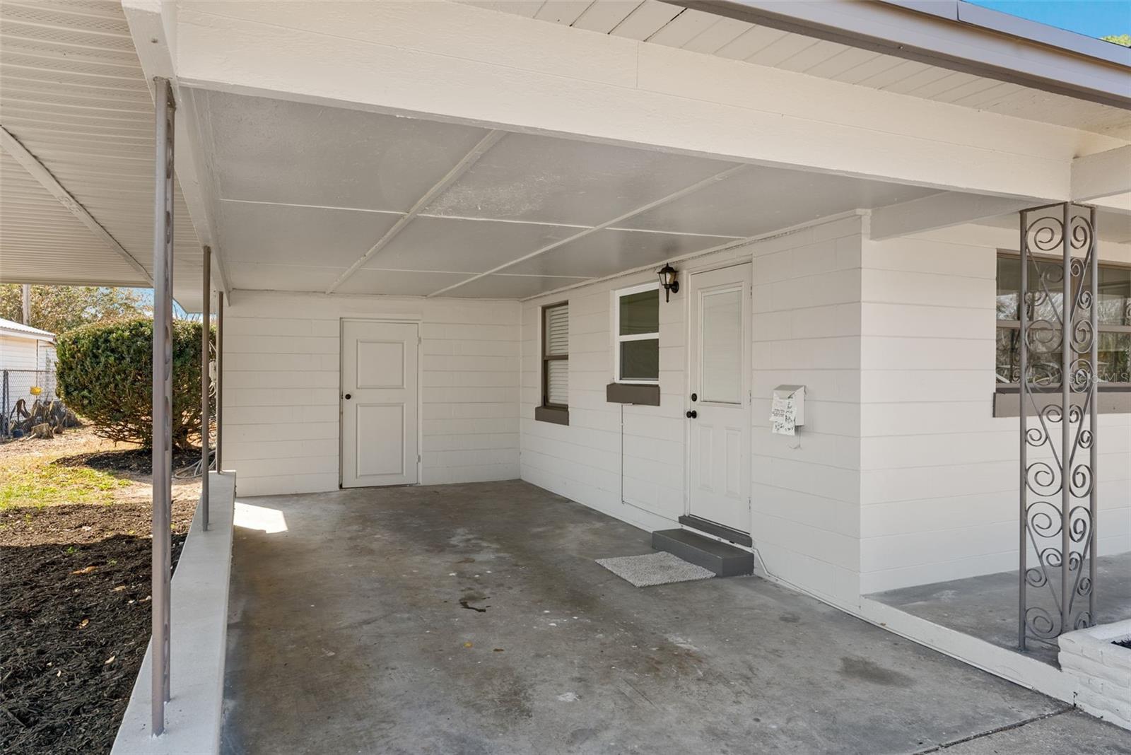 Image 4 of 34 For 1568 Lake Shipp Drive