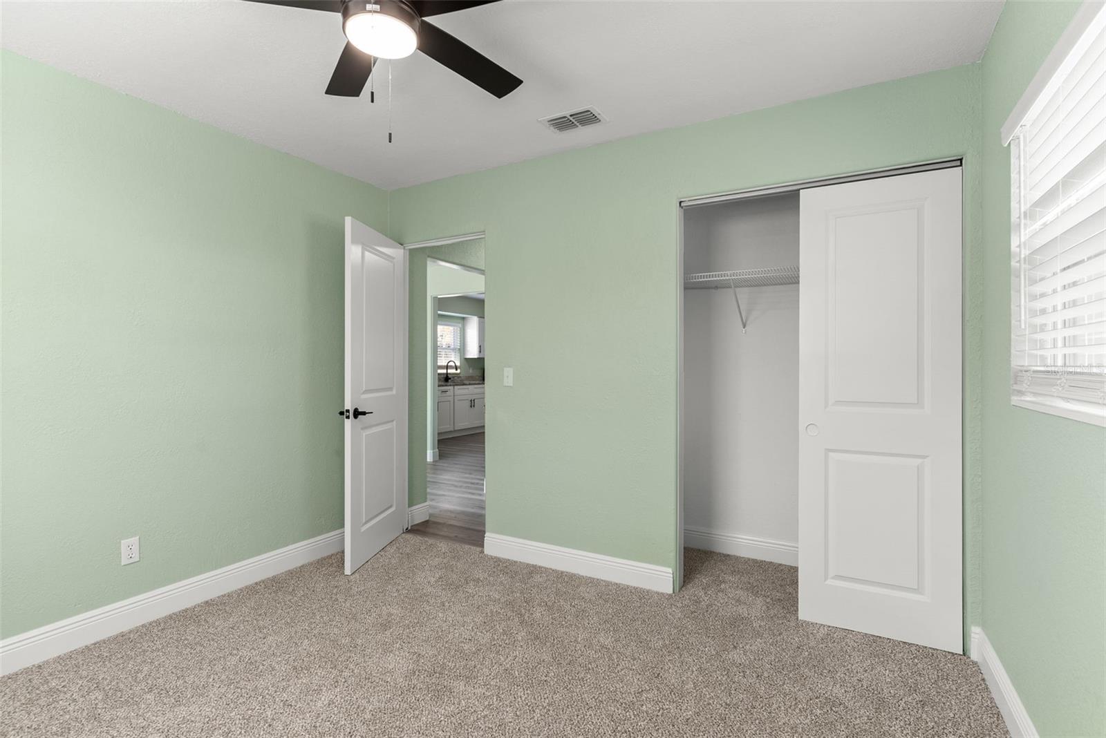 Image 13 of 19 For 73 High Street