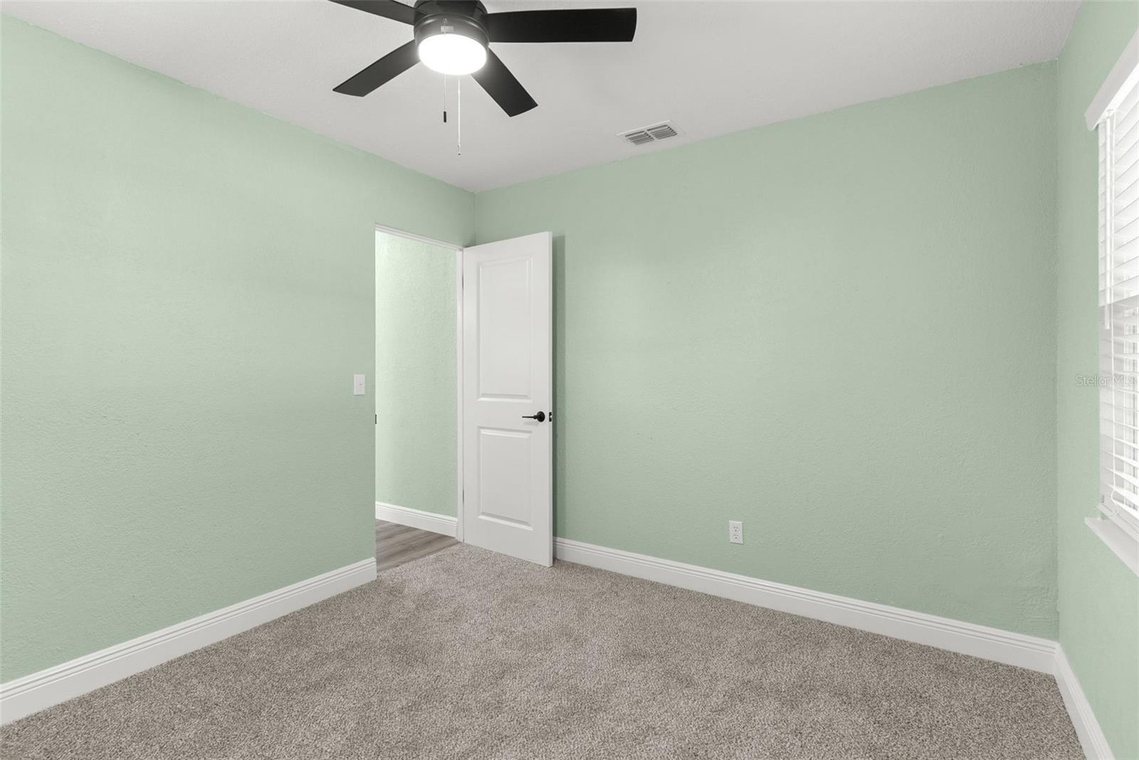 Image 16 of 19 For 73 High Street