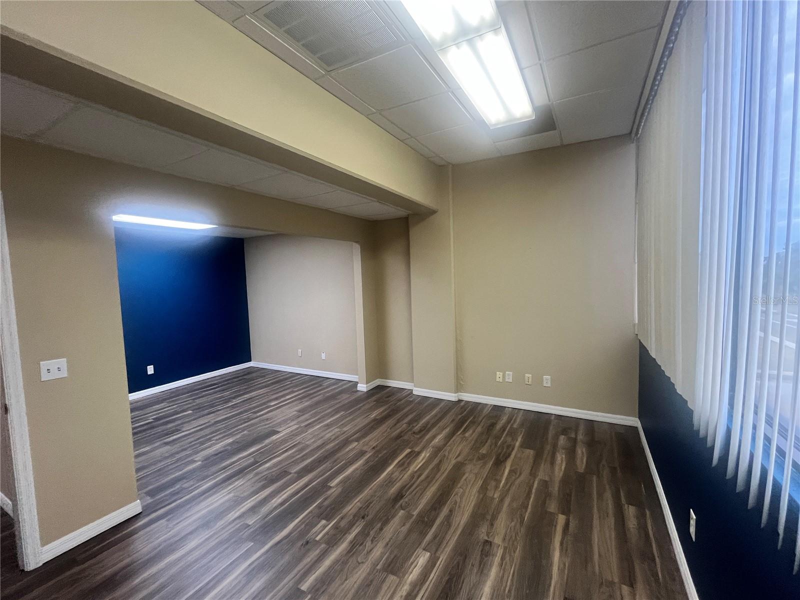 Image 18 of 37 For 141 Central Avenue 350