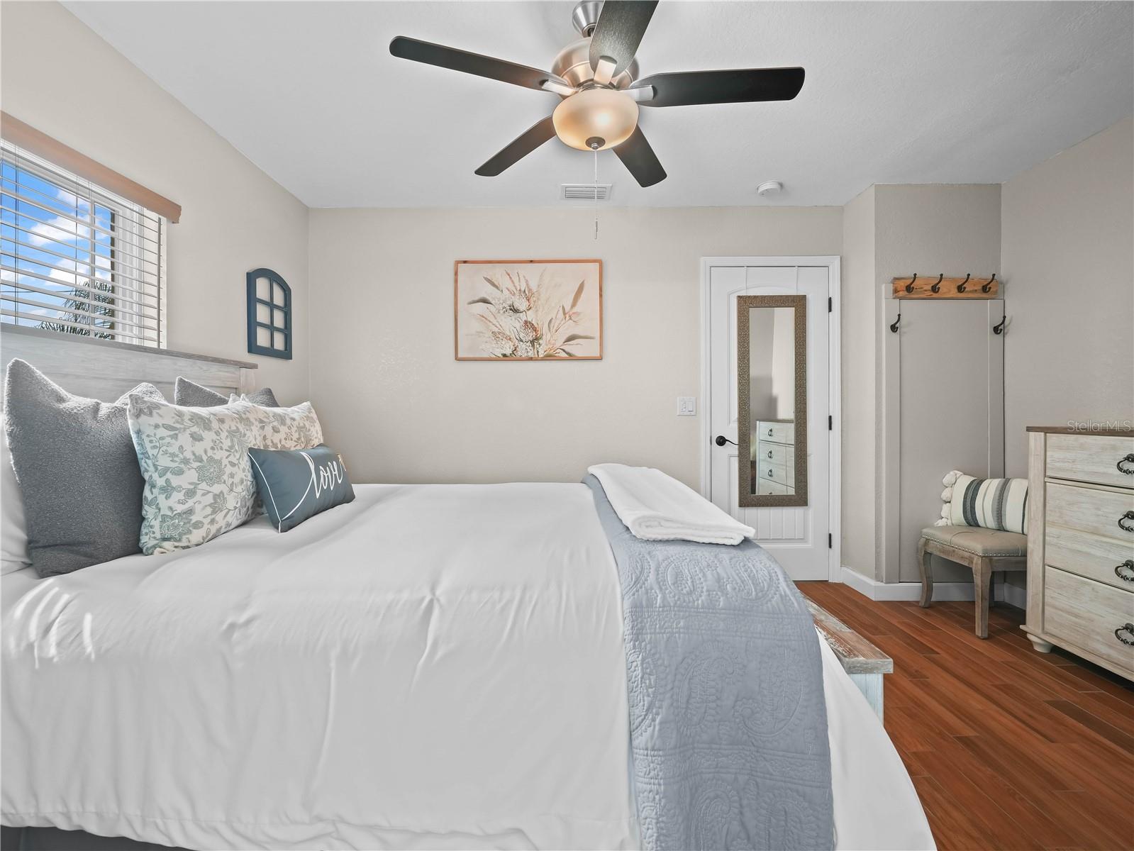 Listing photo id 17 for 1055 Sunset Trail