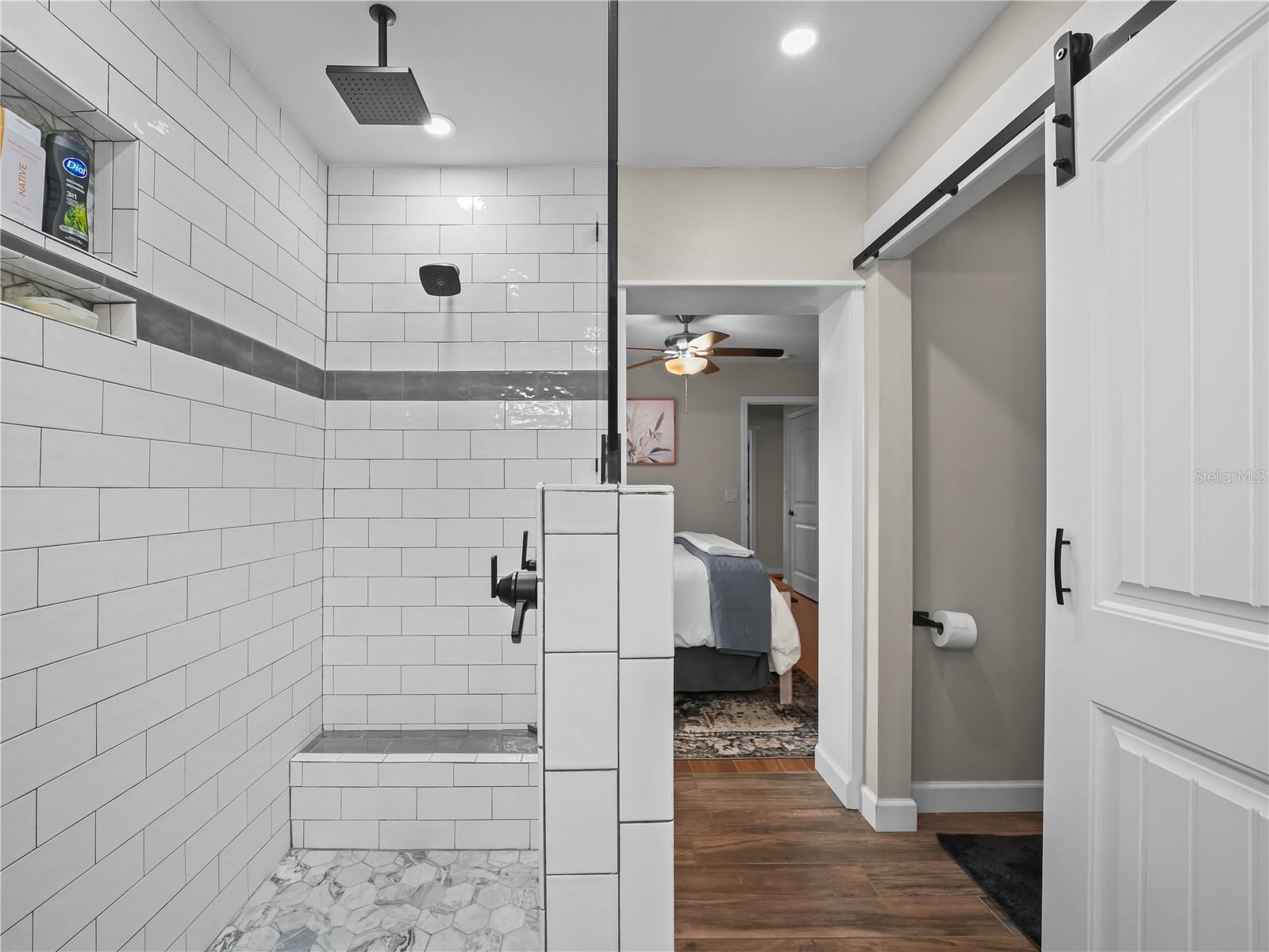 Listing photo id 21 for 1055 Sunset Trail