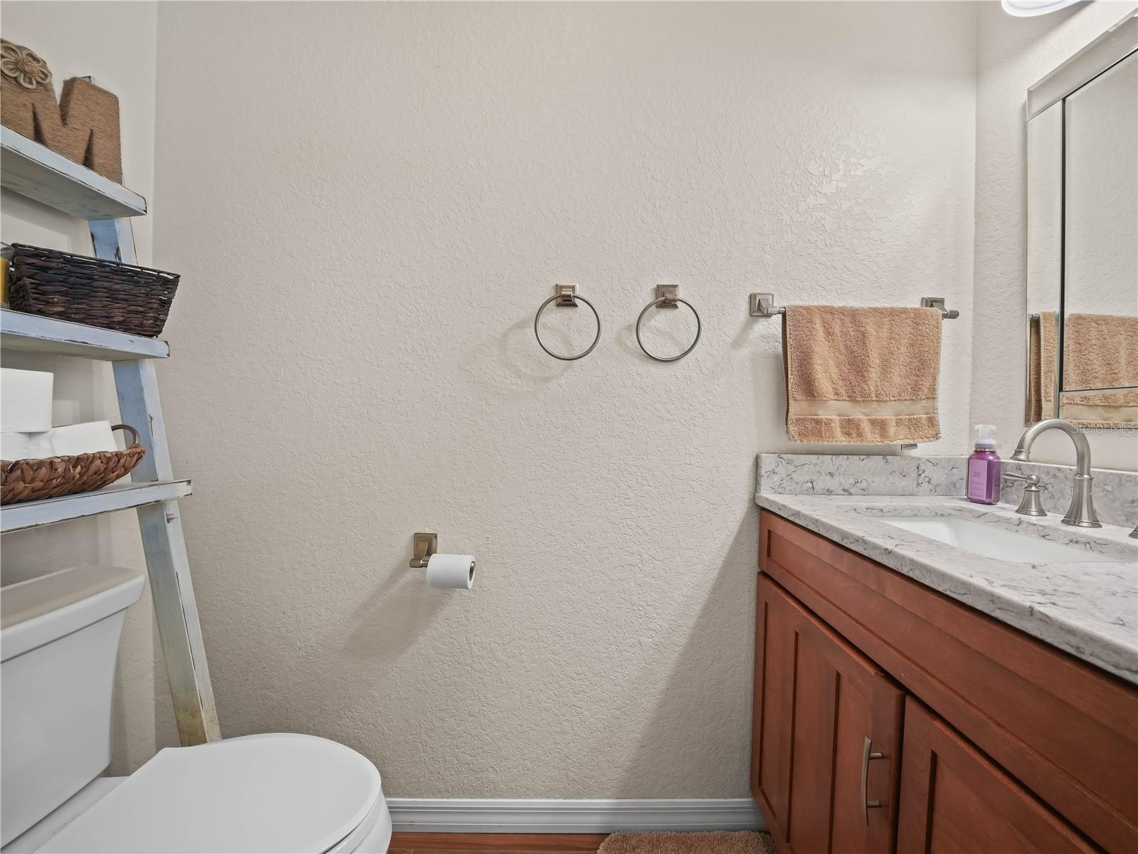 Listing photo id 33 for 1055 Sunset Trail