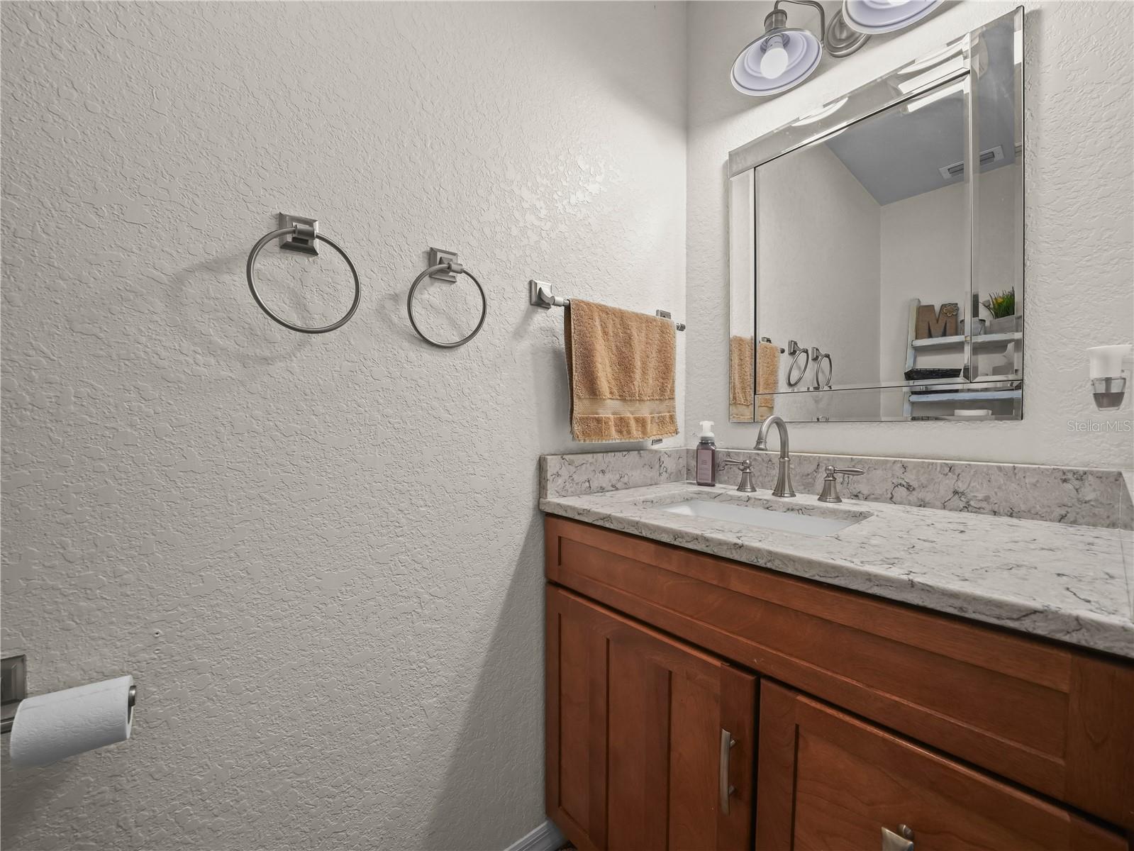 Listing photo id 34 for 1055 Sunset Trail