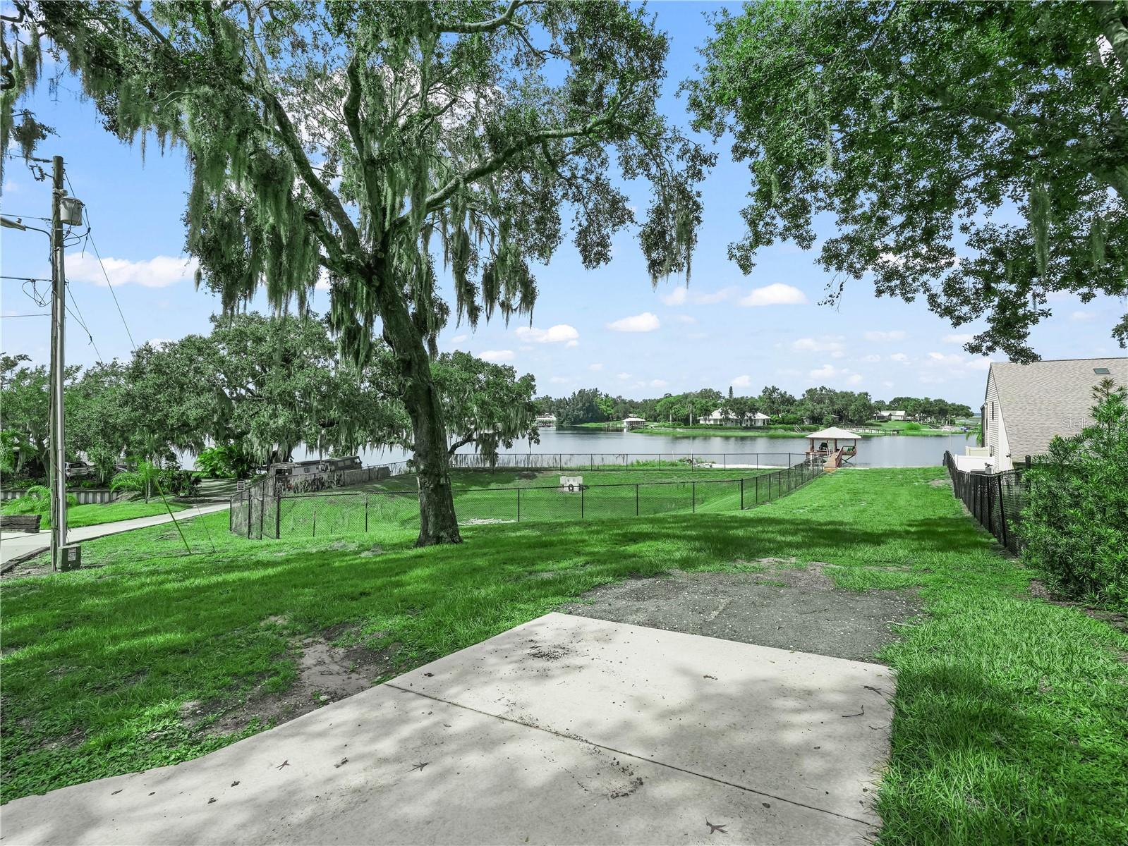 Listing photo id 46 for 1055 Sunset Trail