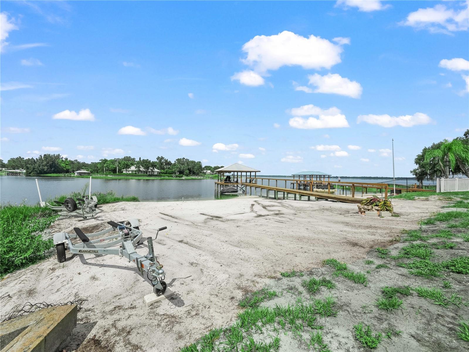 Listing photo id 49 for 1055 Sunset Trail