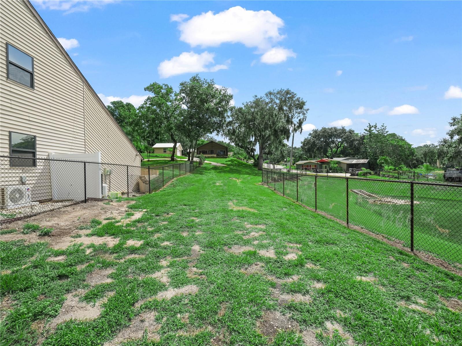 Listing photo id 50 for 1055 Sunset Trail