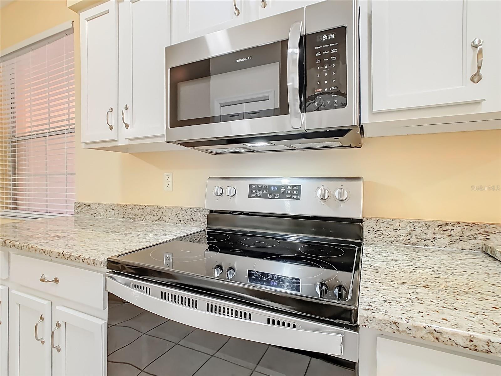 Image 14 of 61 For 47 Enclave Drive