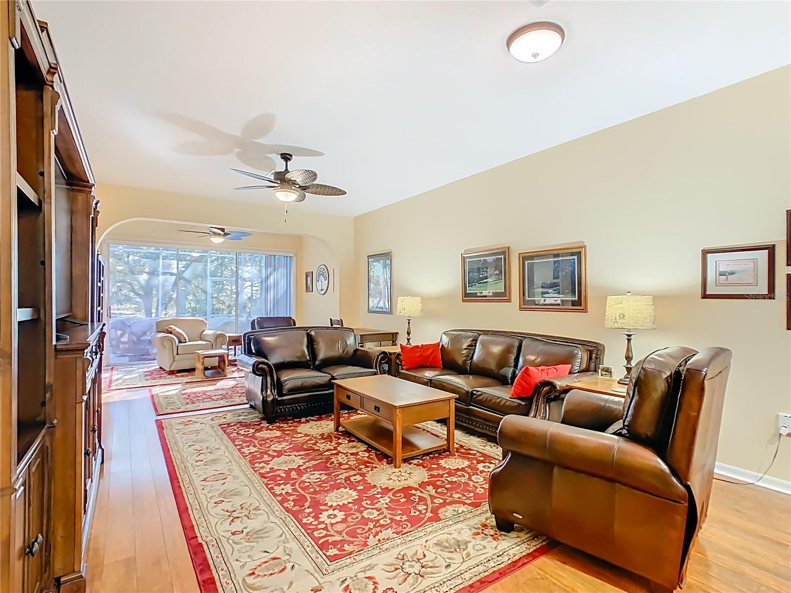 Image 19 of 61 For 47 Enclave Drive