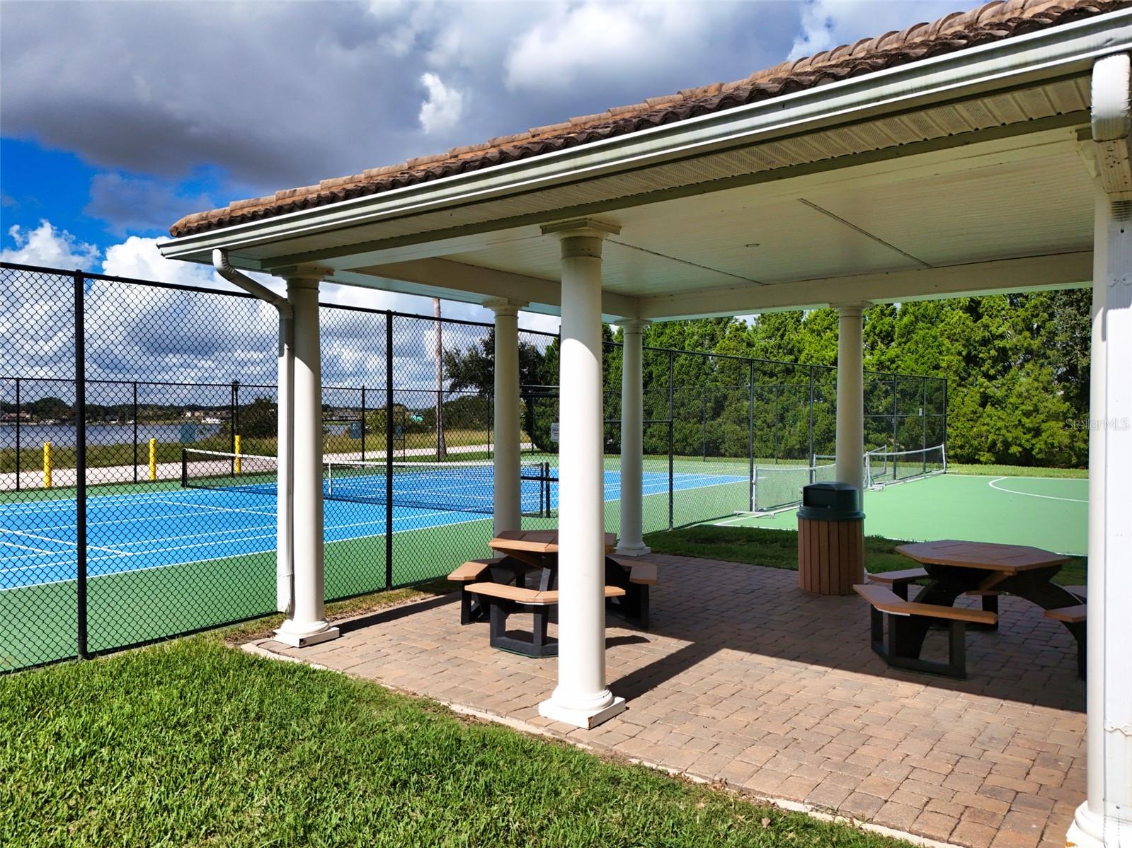 Image 16 of 96 For 4898 Belle Vue Breeze Loop