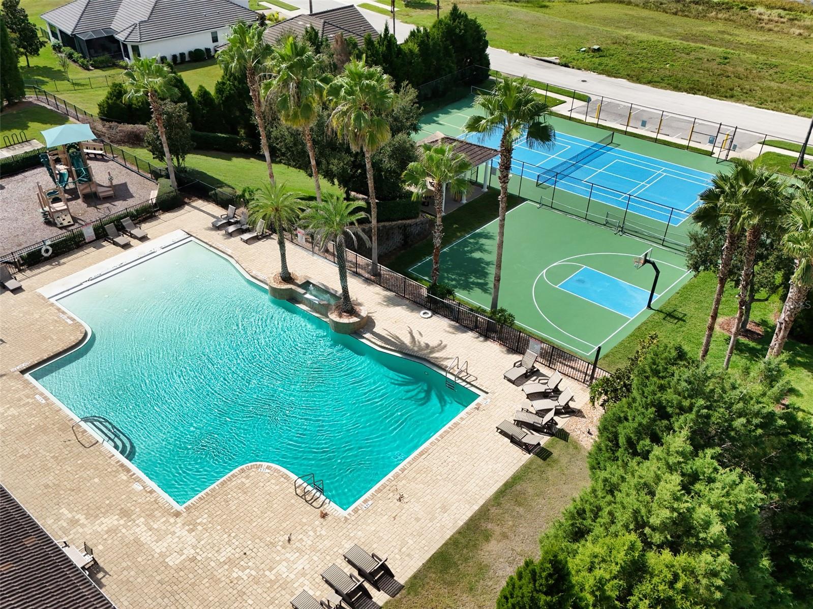 Image 8 of 96 For 4898 Belle Vue Breeze Loop