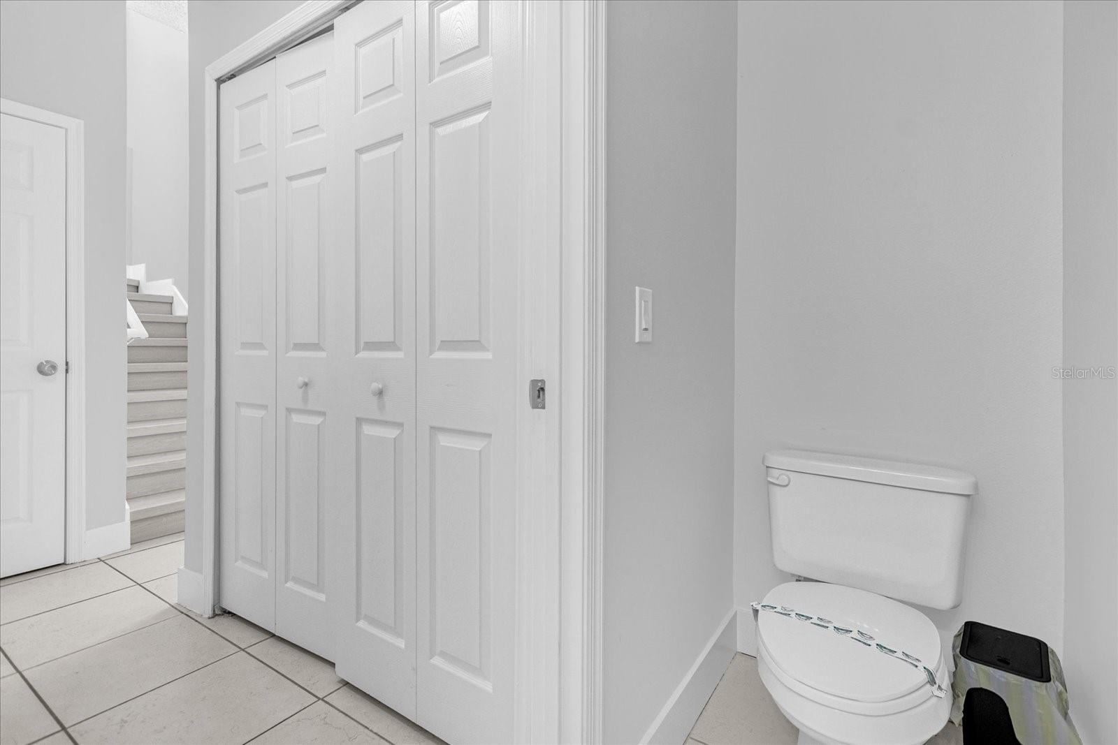 Image 22 of 27 For 938 Park Terrace Circle