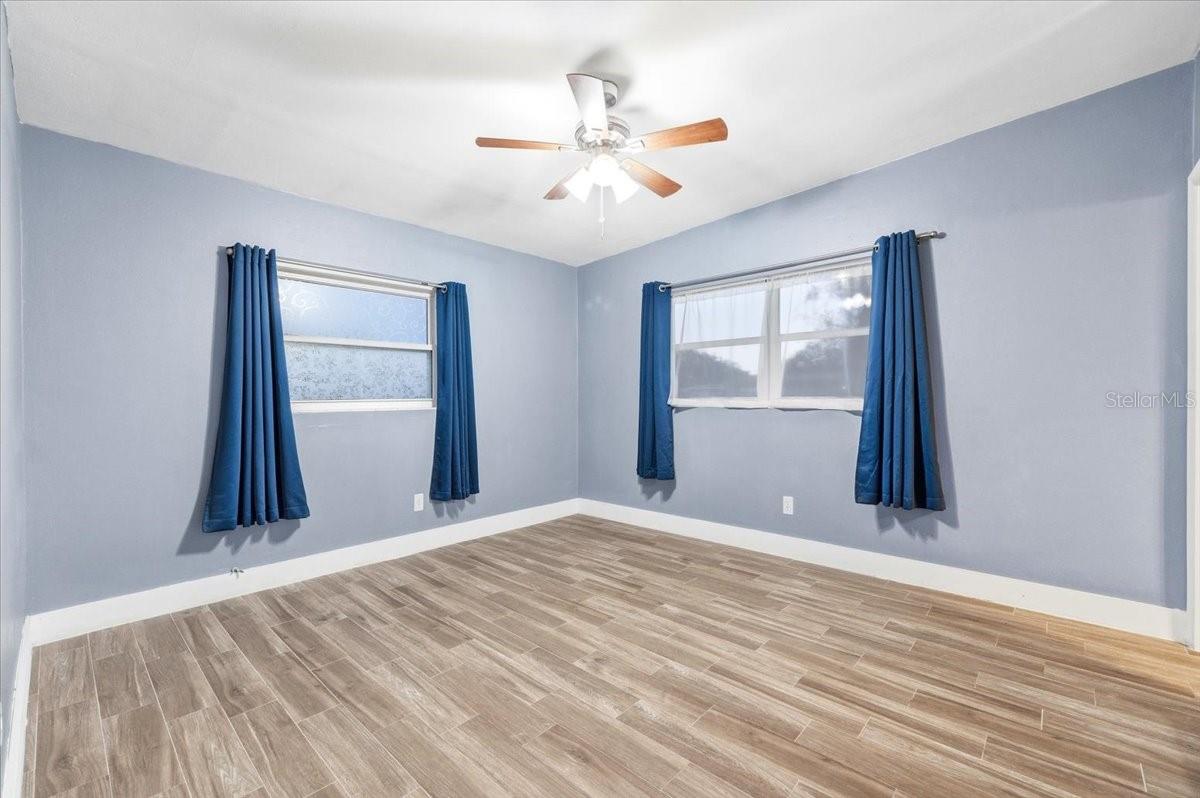 Image 37 of 46 For 5927 Forest Grove Boulevard