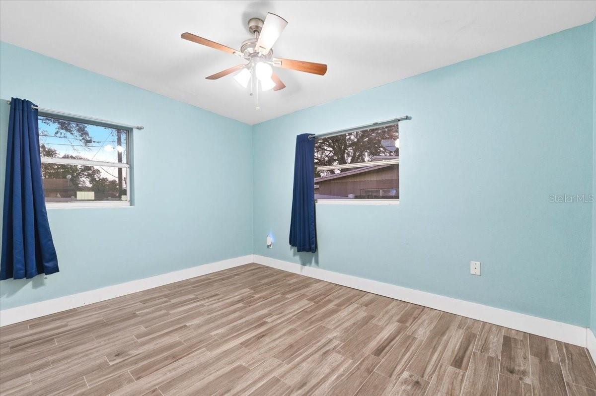 Image 41 of 46 For 5927 Forest Grove Boulevard