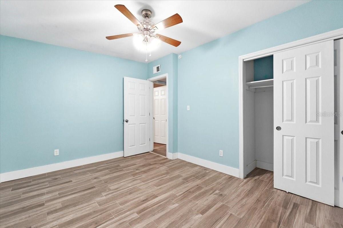 Image 42 of 46 For 5927 Forest Grove Boulevard