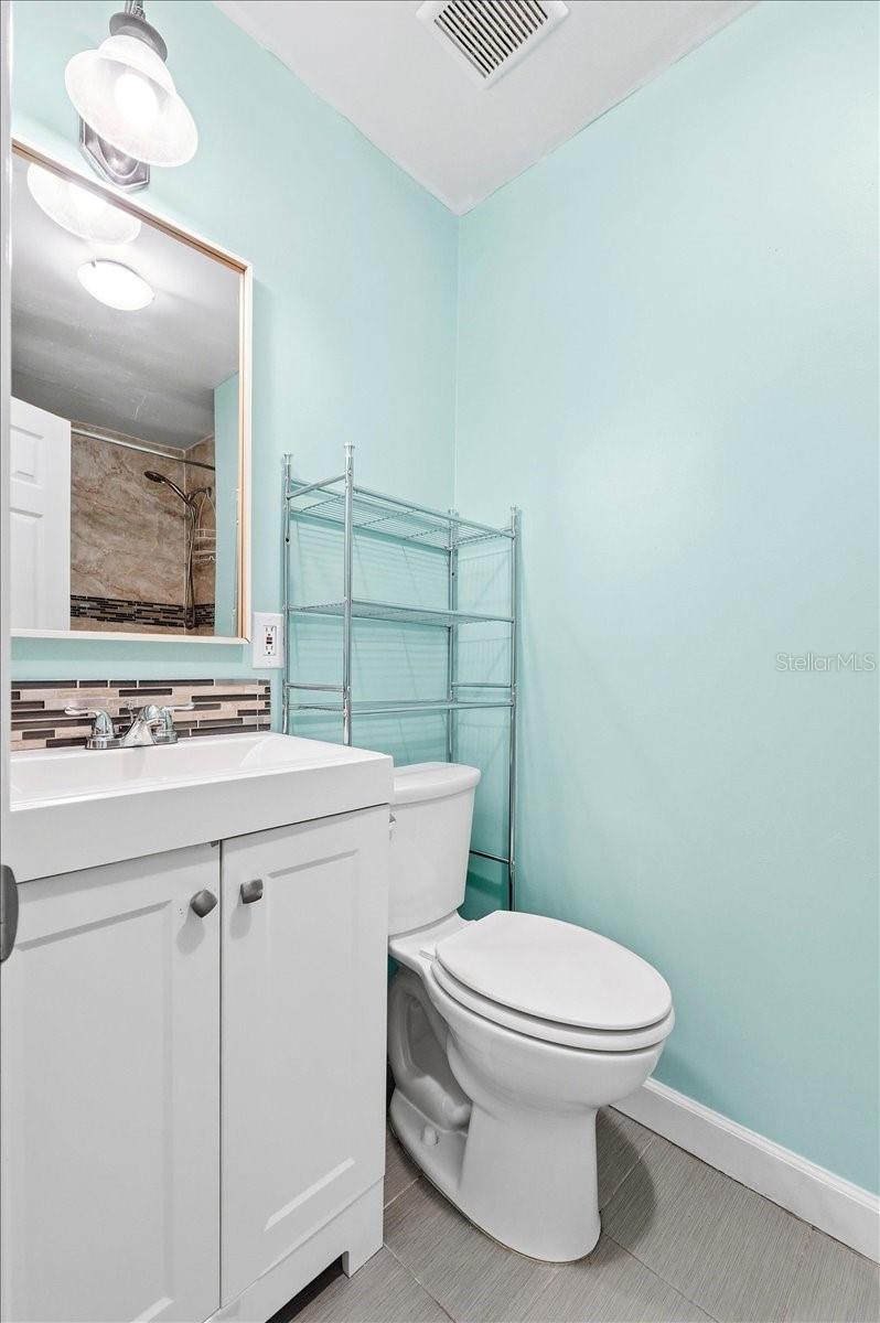 Image 43 of 46 For 5927 Forest Grove Boulevard