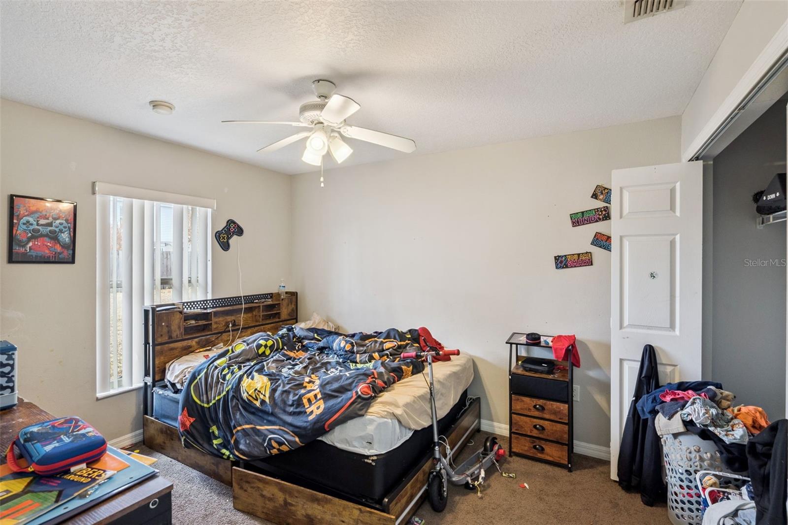 Image 25 of 37 For 303 Azincourt Lane A & B