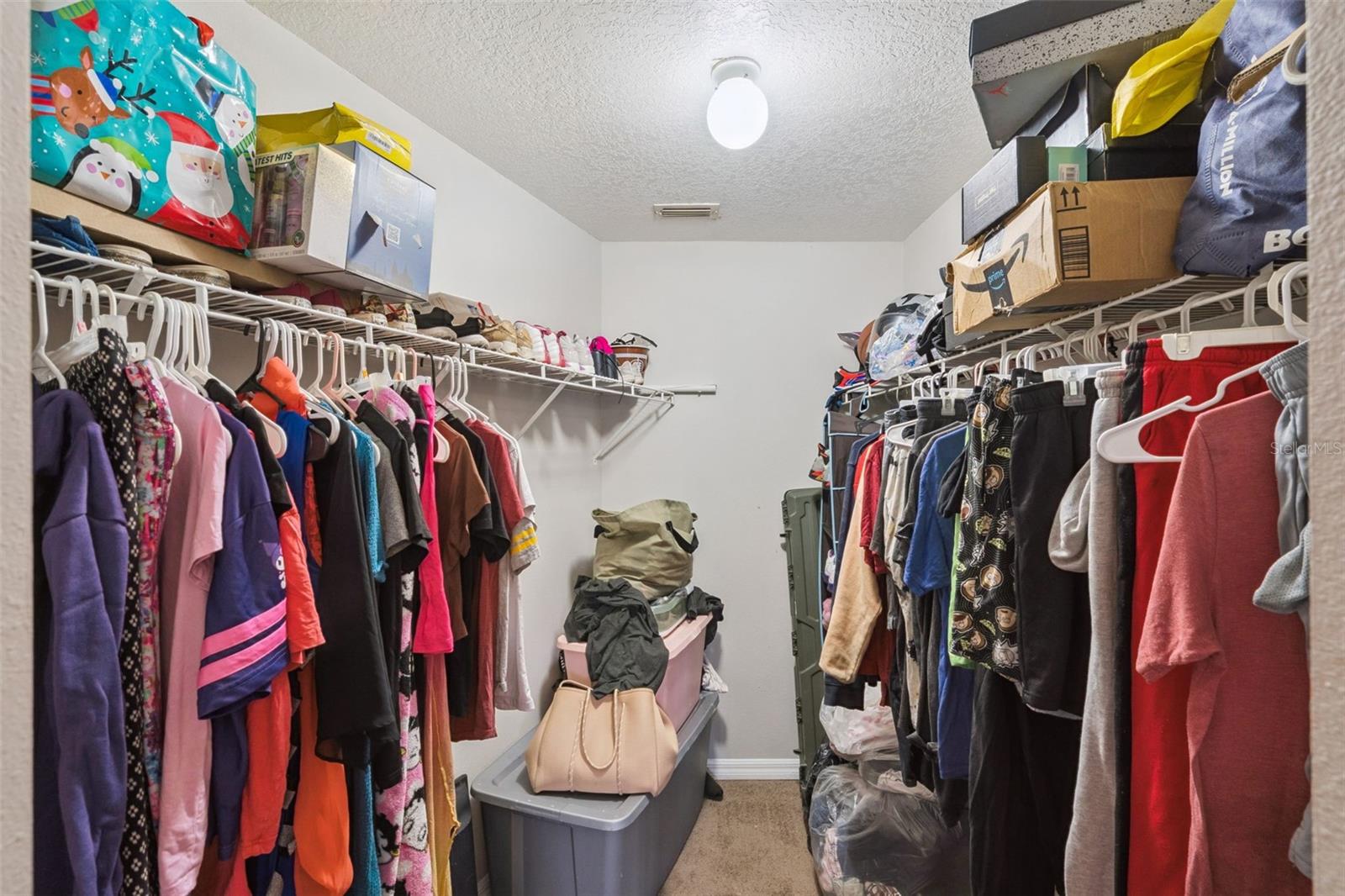 Image 26 of 37 For 303 Azincourt Lane A & B