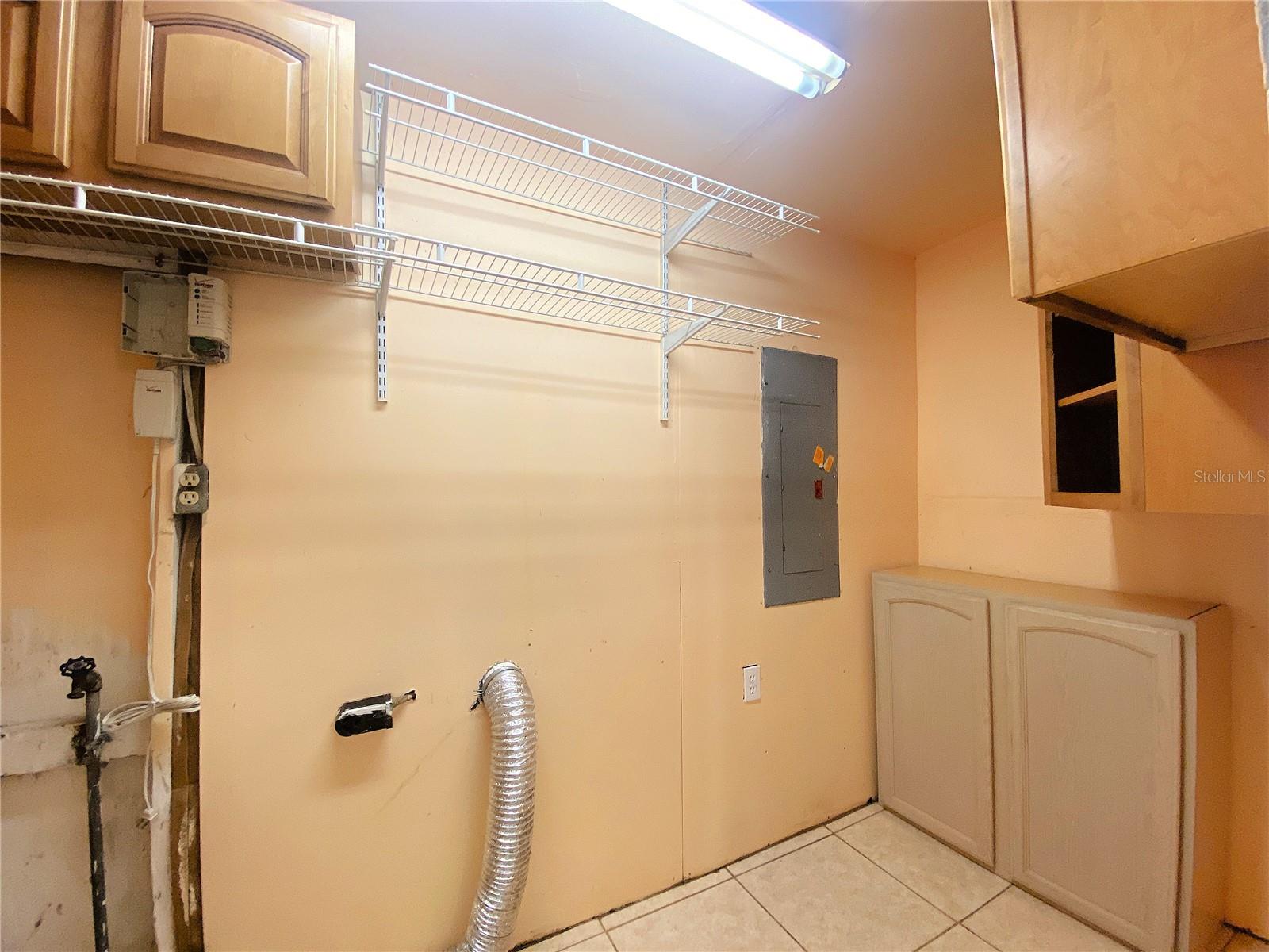 Image 20 of 25 For 390 16th Street Ne