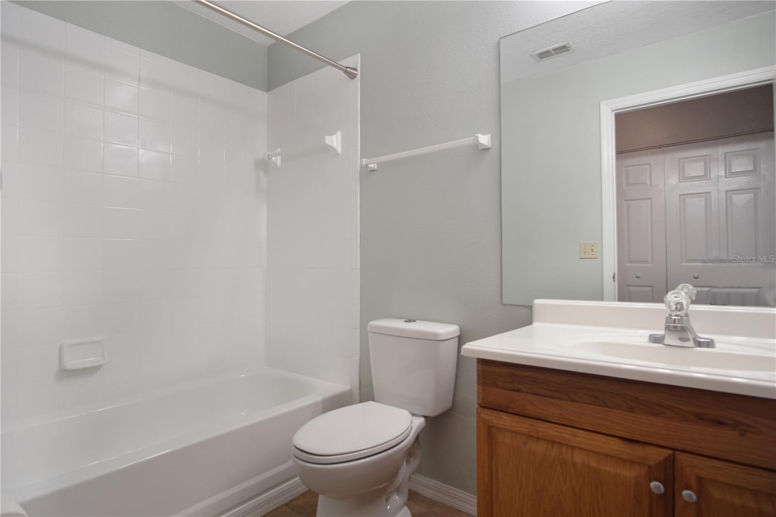 Image 15 of 20 For 1930 Summer Club Drive 106