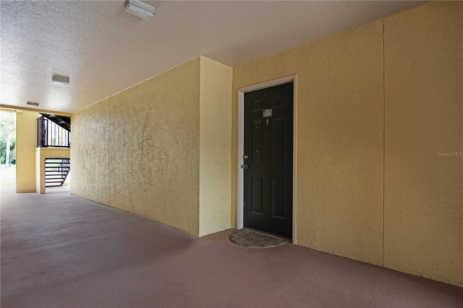 Image 17 of 20 For 1930 Summer Club Drive 106