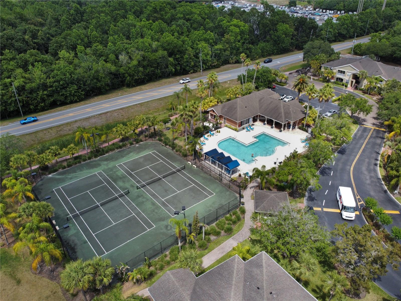 Image 3 of 20 For 1930 Summer Club Drive 106