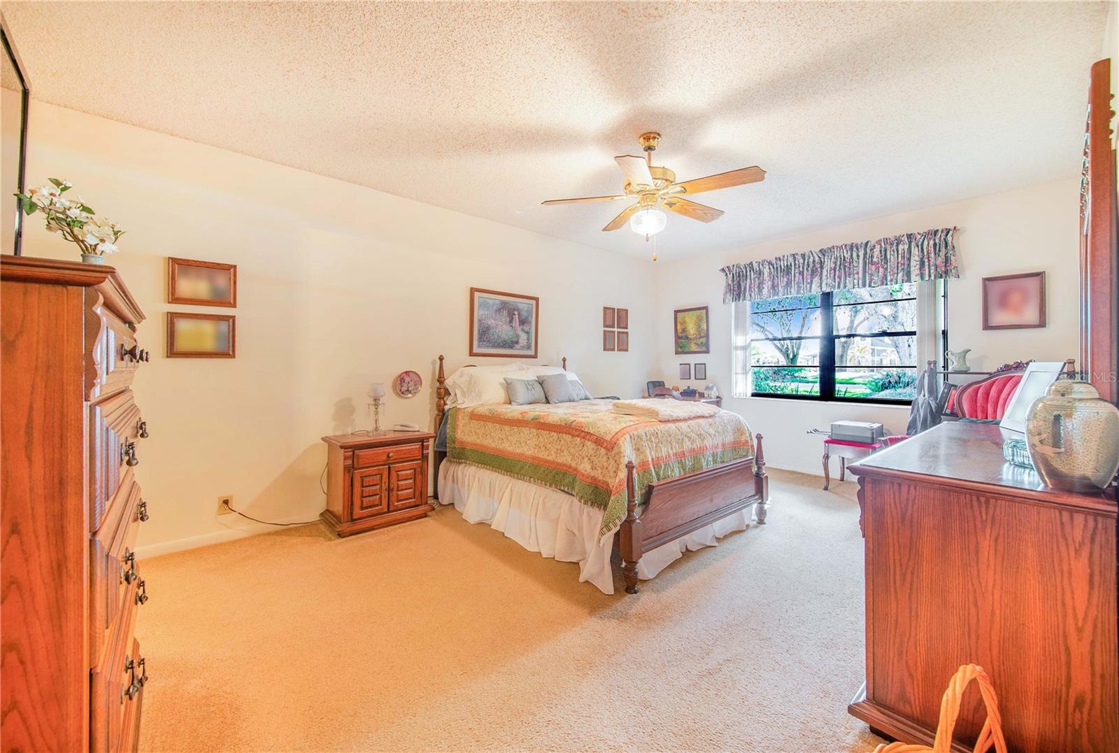 Image 21 of 50 For 459 Pinehurst Court