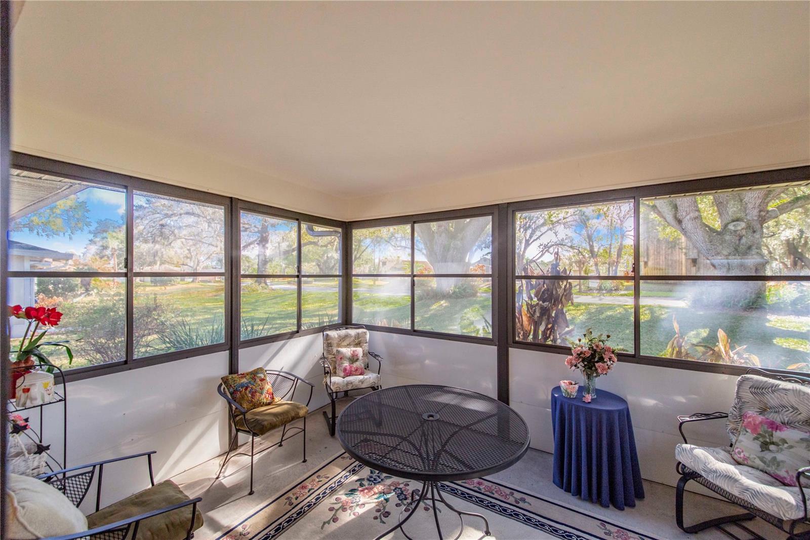 Image 24 of 50 For 459 Pinehurst Court