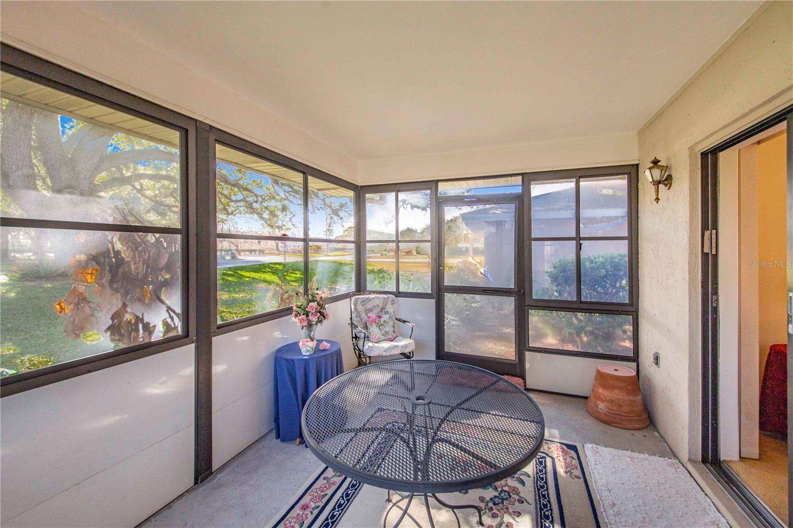 Image 25 of 50 For 459 Pinehurst Court