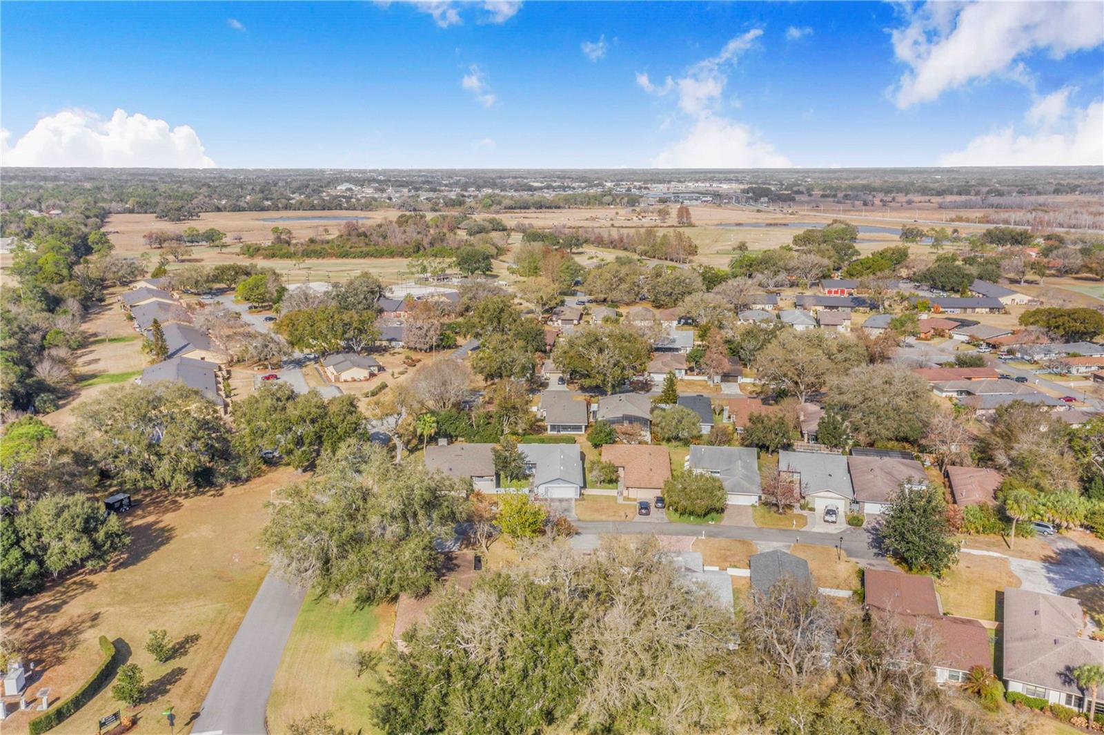 Image 35 of 50 For 459 Pinehurst Court