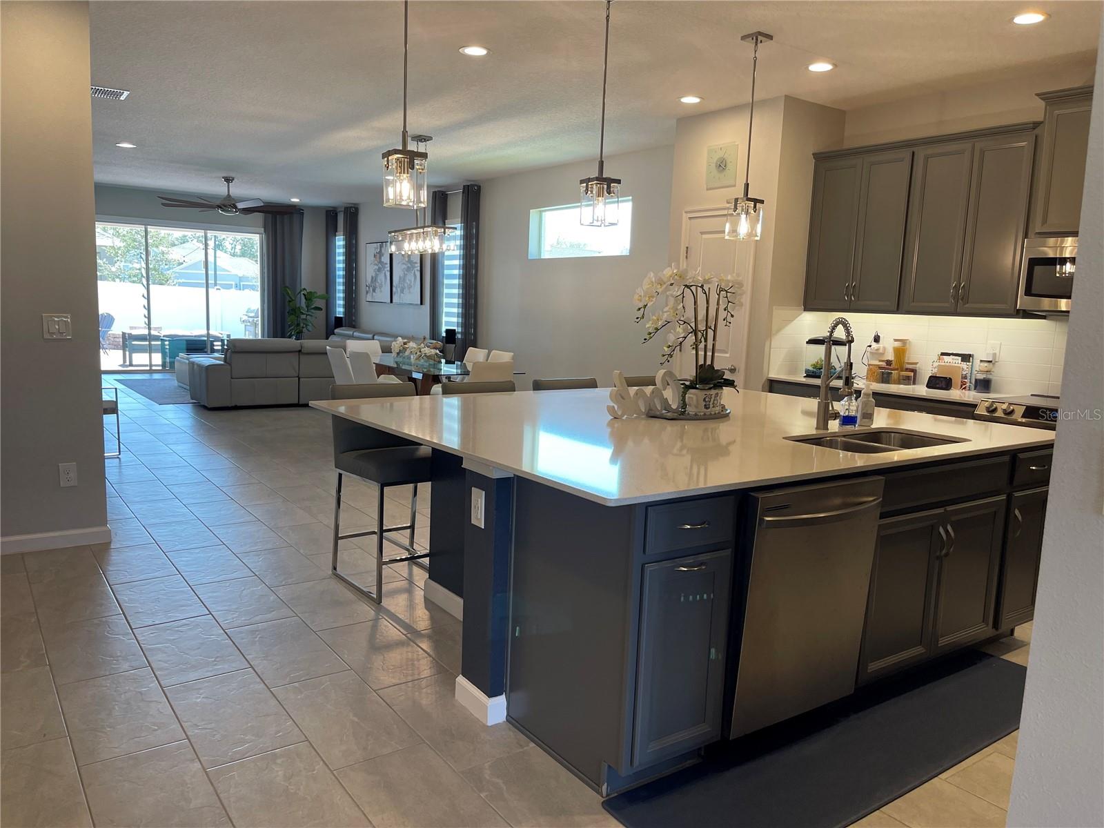 Image 3 of 9 For 1305 Yorkdale Road