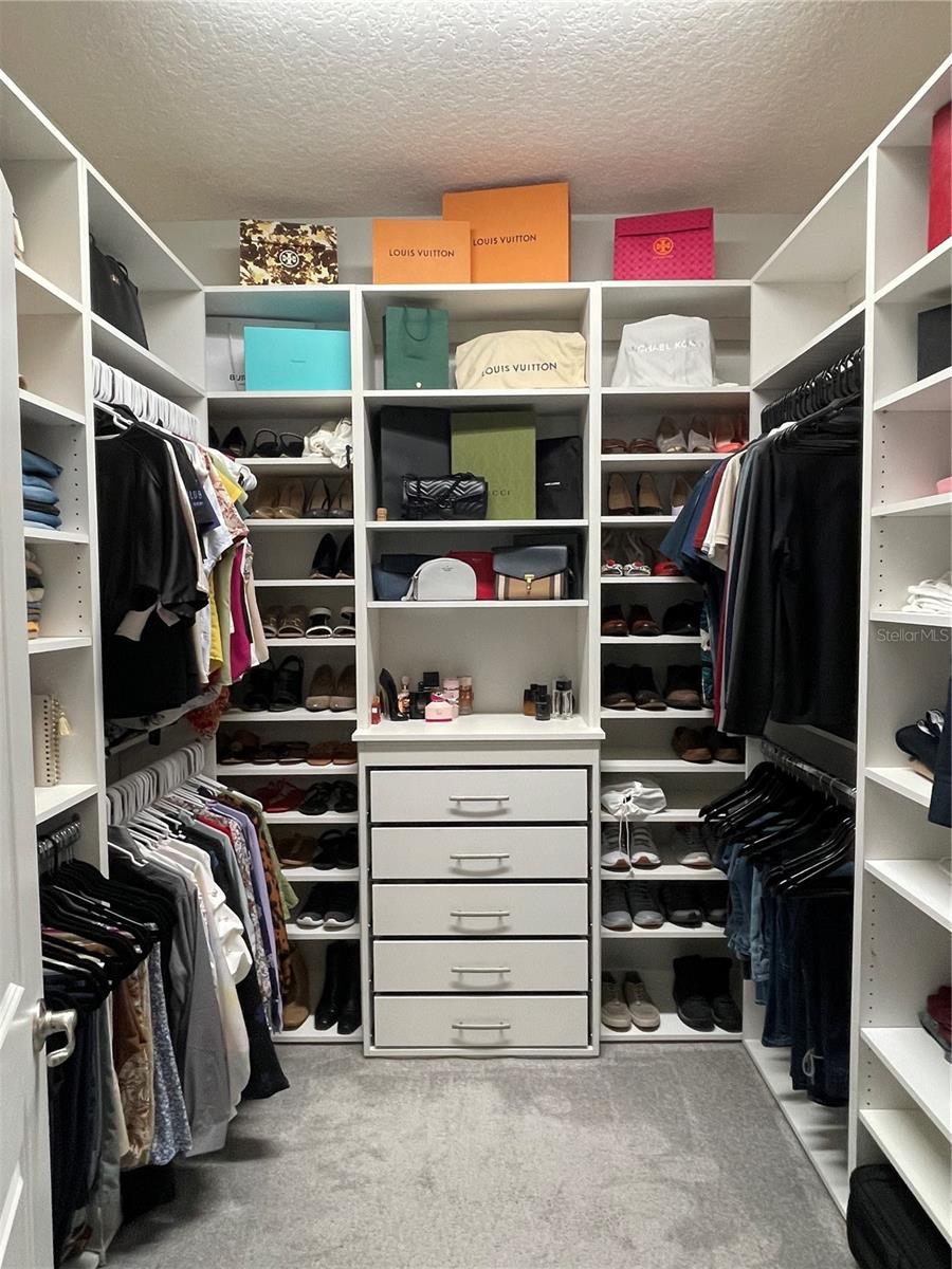 Image 6 of 9 For 1305 Yorkdale Road