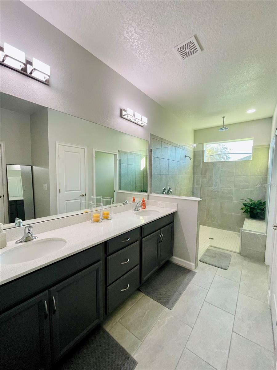 Image 9 of 9 For 1305 Yorkdale Road