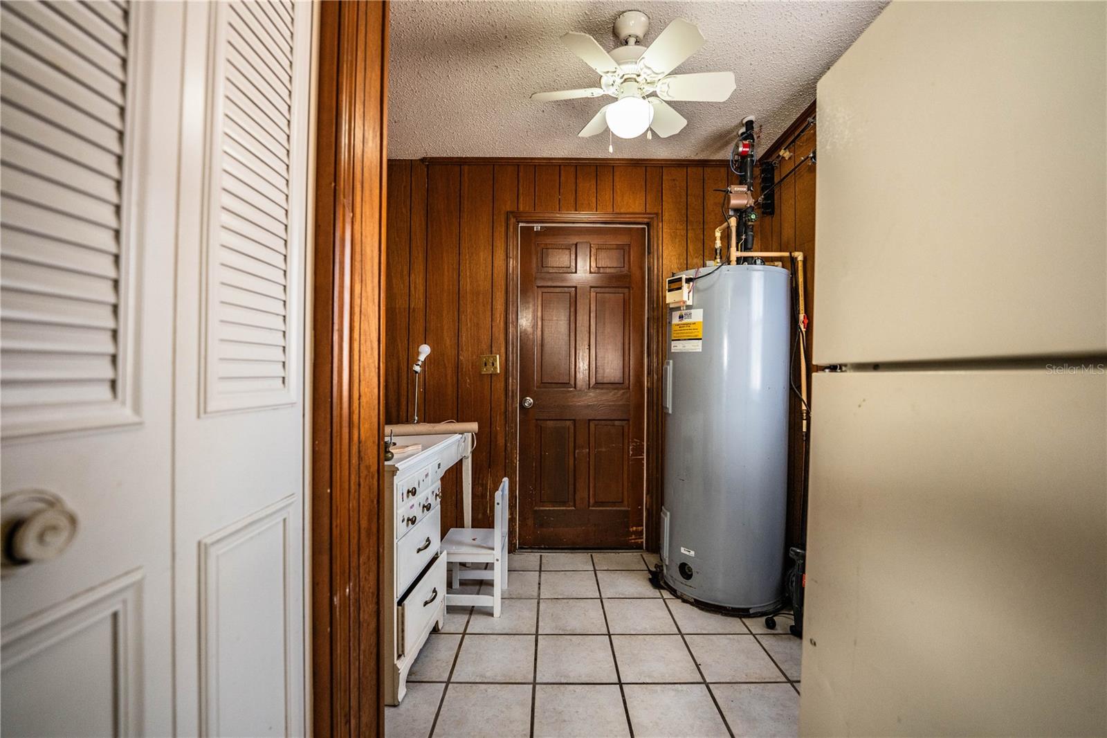 Image 37 of 60 For 4820 Kimball Court E