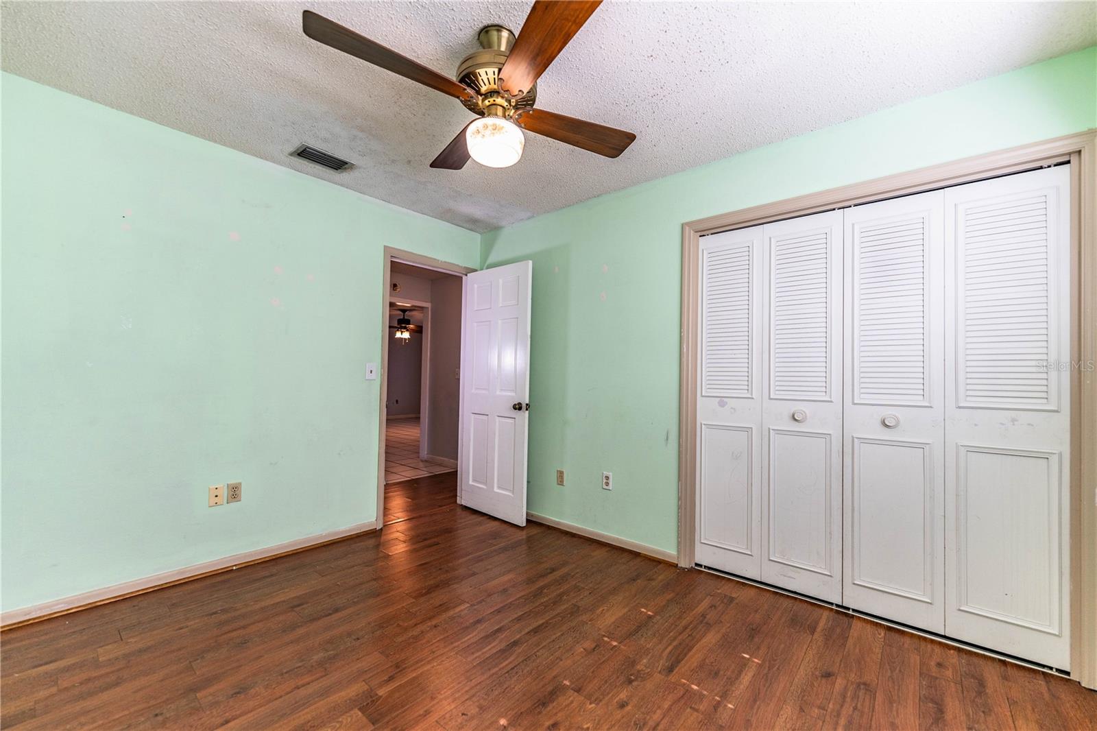 Image 44 of 60 For 4820 Kimball Court E