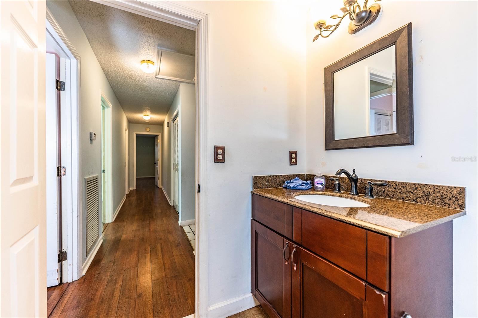 Image 51 of 60 For 4820 Kimball Court E