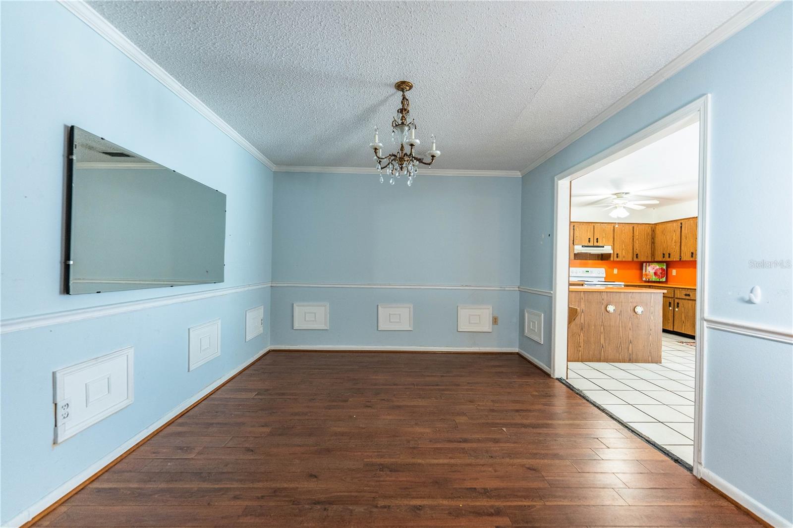 Image 55 of 60 For 4820 Kimball Court E