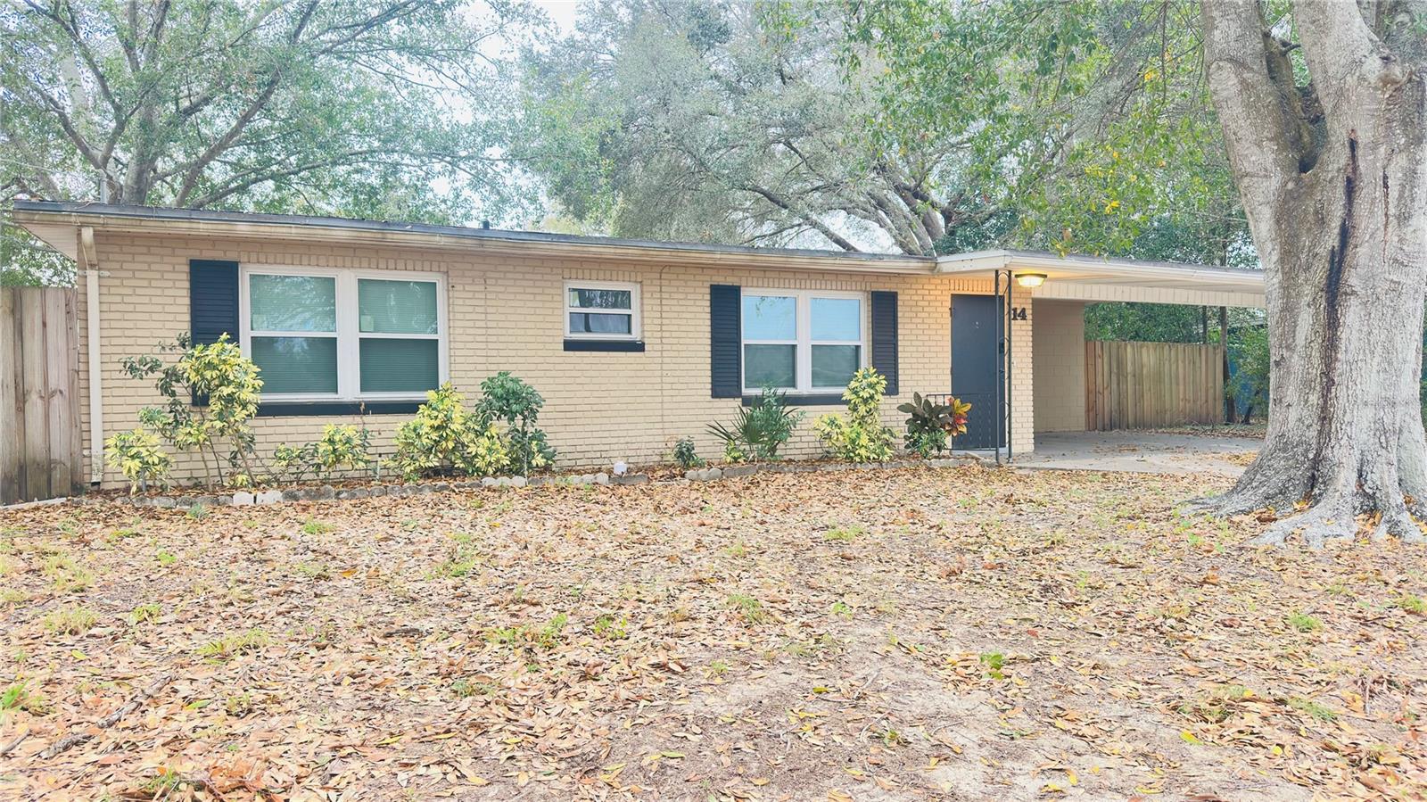 Image 2 of 16 For 14 Lamplight Lane