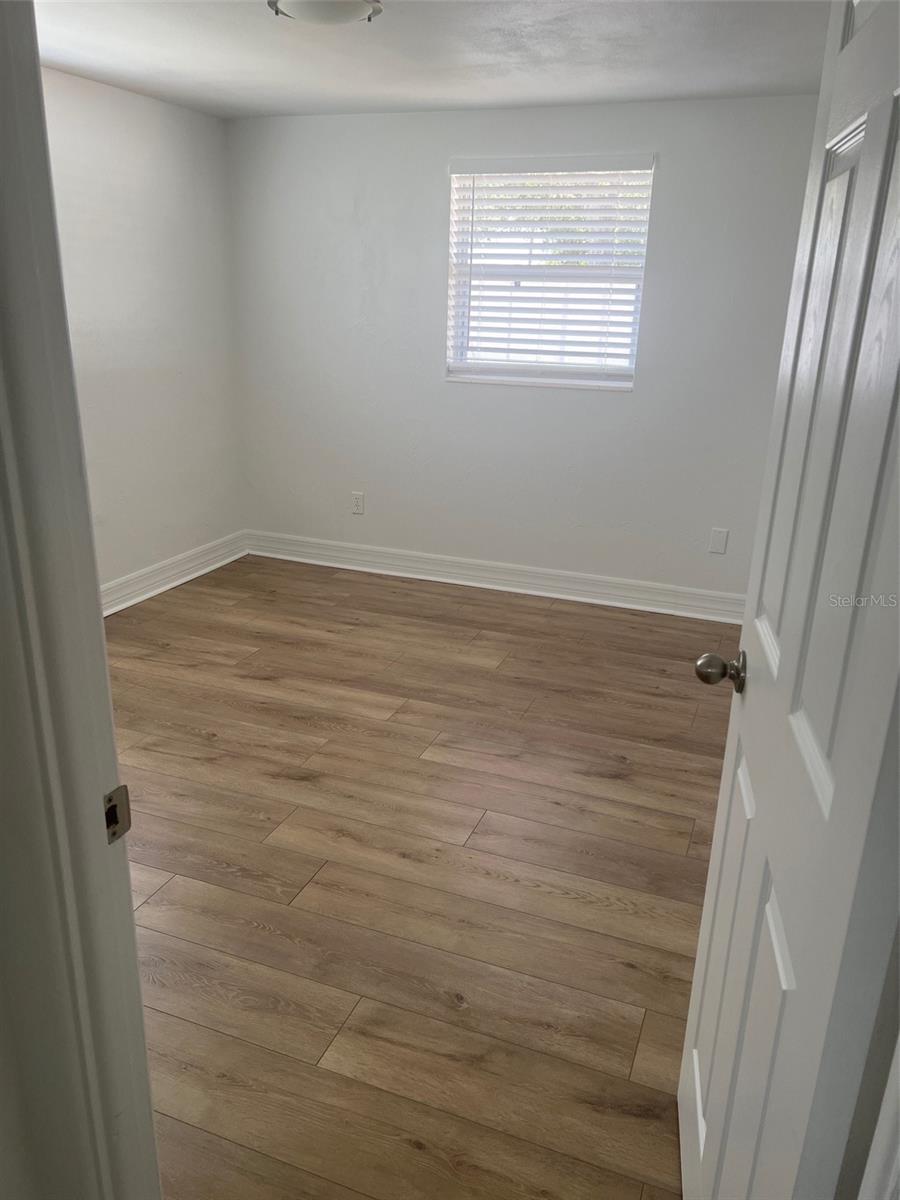 Image 15 of 20 For 255 Pomelo Street