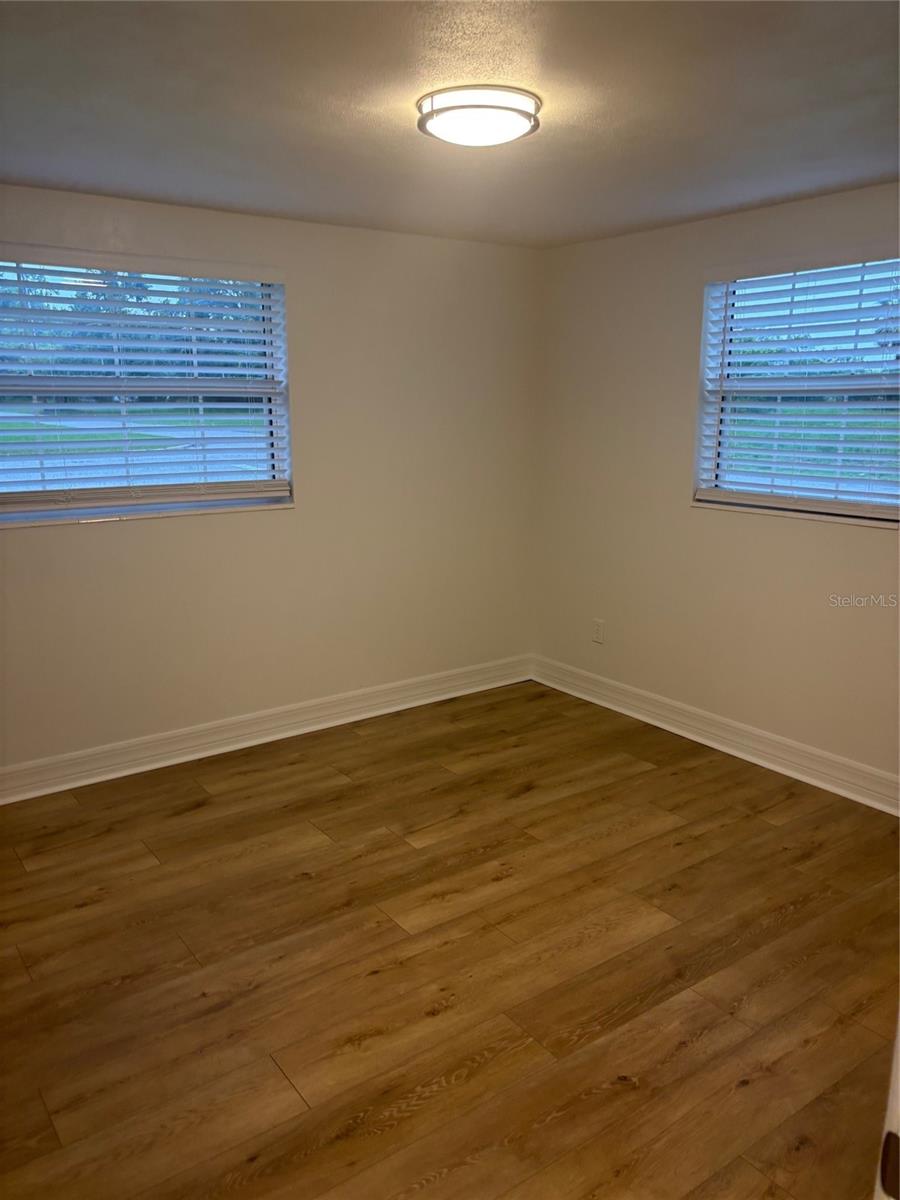 Image 18 of 20 For 255 Pomelo Street