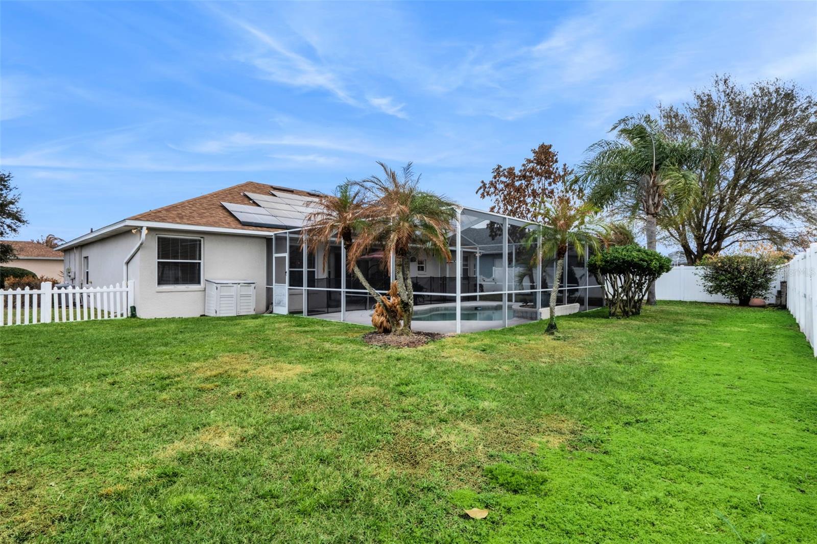 Image 30 of 37 For 446 Terranova Street