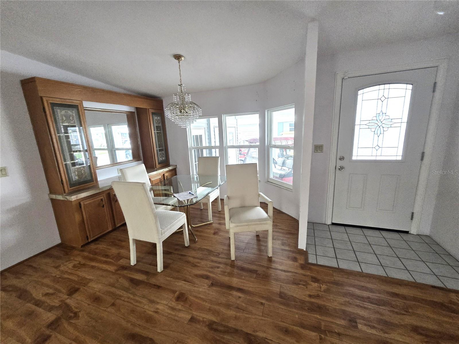 Image 52 of 100 For 131 Victoria Drive