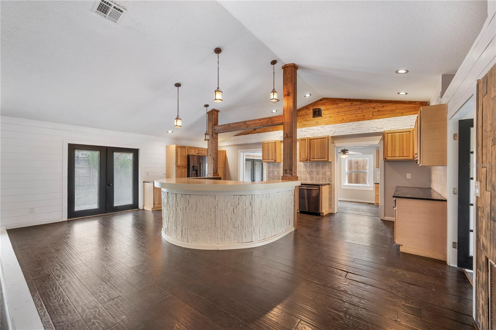 Image 11 of 43 For 132 Alachua Drive