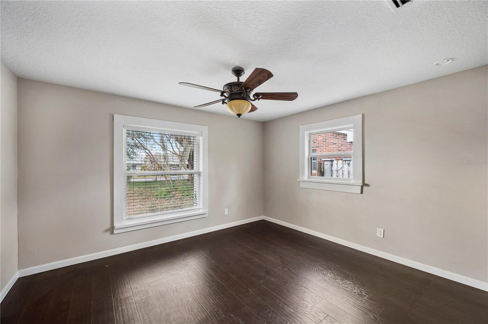 Image 23 of 43 For 132 Alachua Drive