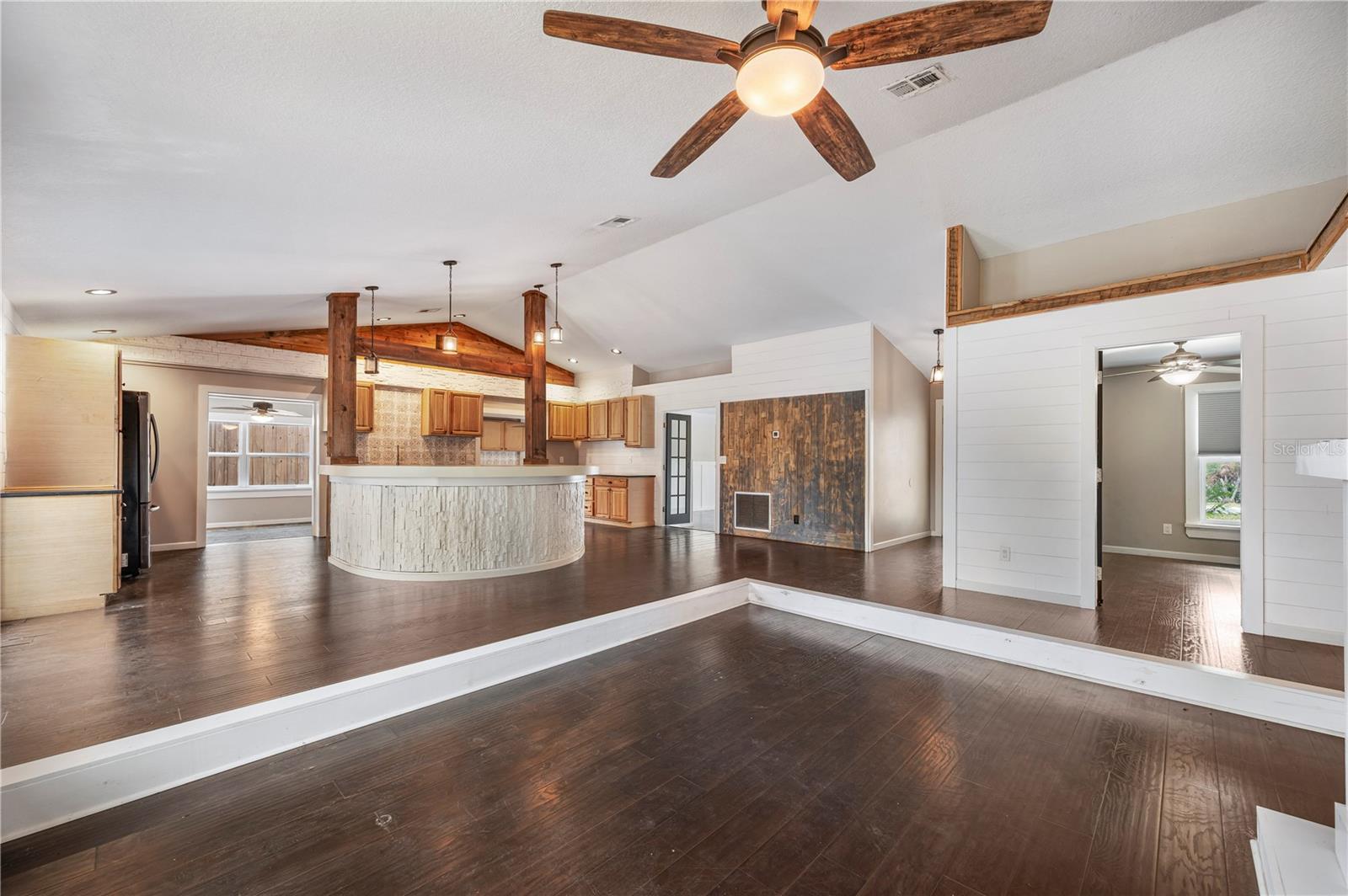 Image 6 of 43 For 132 Alachua Drive